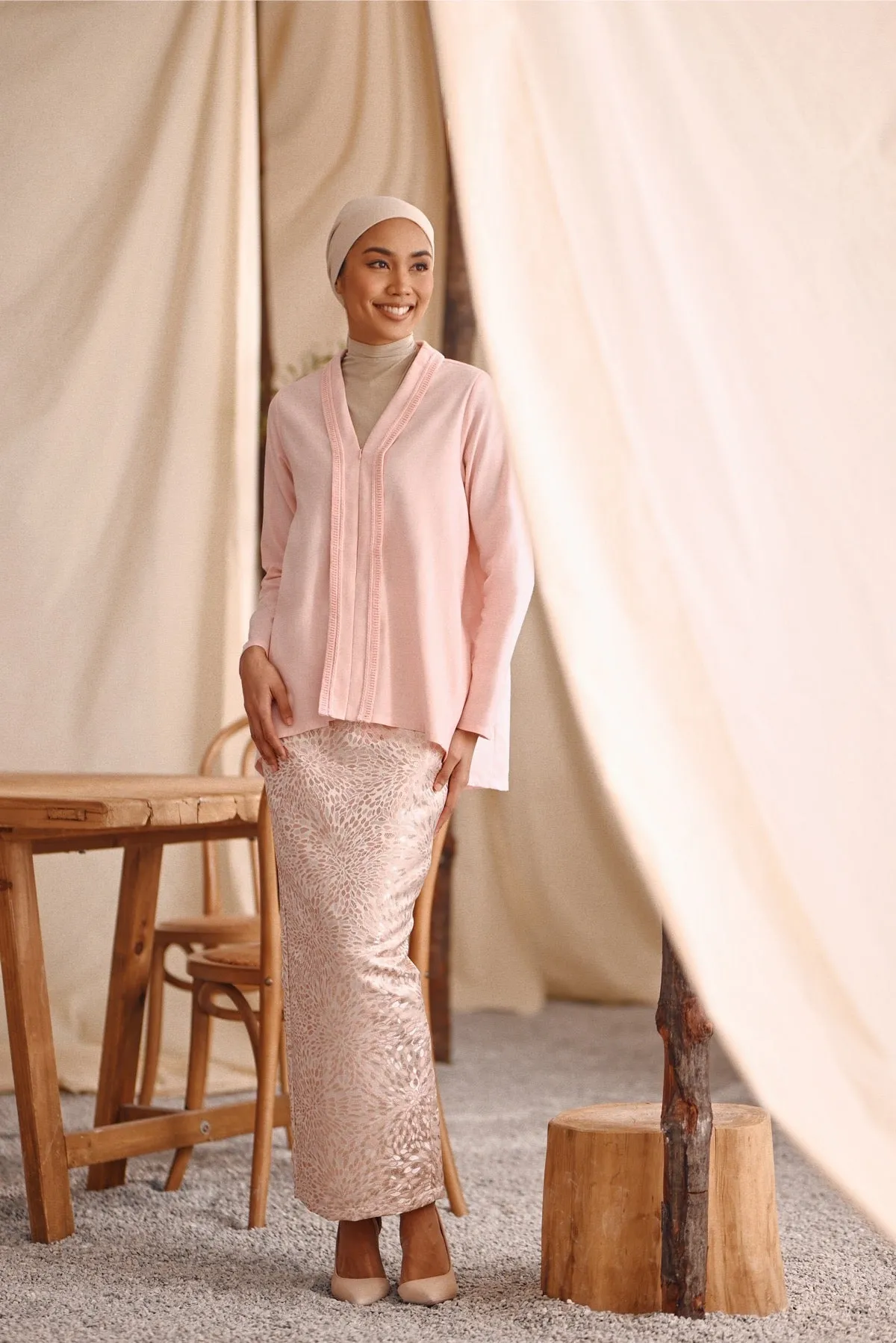 The Bayu Women Kebaya Top - Pink